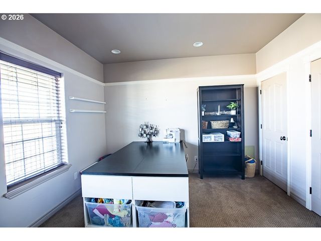 318 S 20TH St, La Grande, OR 97850