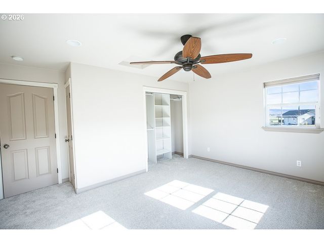 318 S 20TH St, La Grande, OR 97850