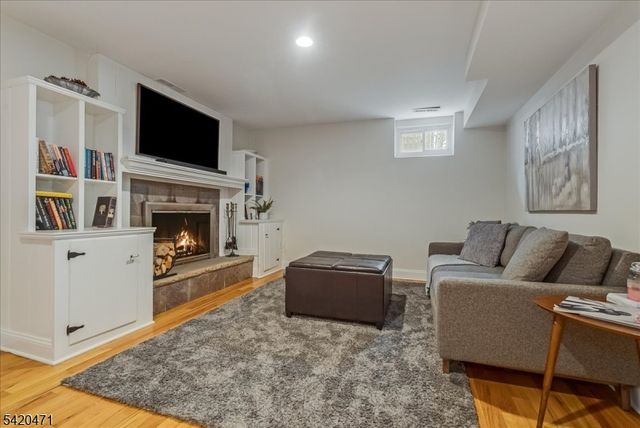 24 Lord William Penn Dr, Morris Twp., NJ 07960