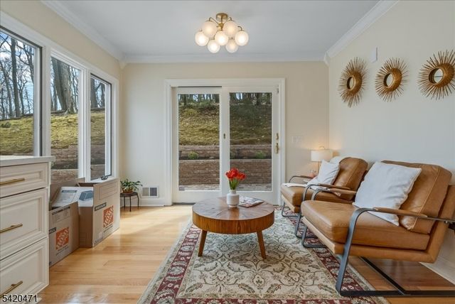 24 Lord William Penn Dr, Morris Twp., NJ 07960