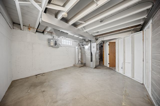 8229 W Giddings Street, Norridge, IL 60706