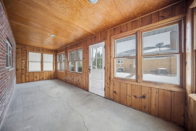 8229 W Giddings Street, Norridge, IL 60706