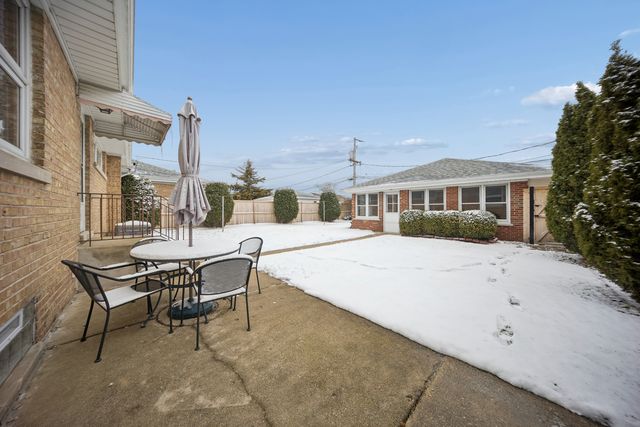 8229 W Giddings Street, Norridge, IL 60706