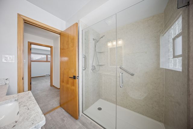 8229 W Giddings Street, Norridge, IL 60706