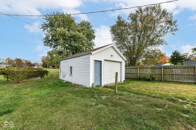 912 Crescent Drive, Anderson, IN 46013