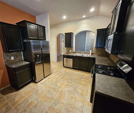 9505 E Woodmark, Conroe, TX 77304