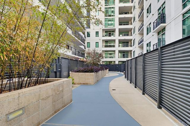 425 W Beech St 226, San Diego, CA 92101