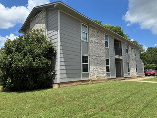 2701 Colonial Avenue, Waco, TX 76707