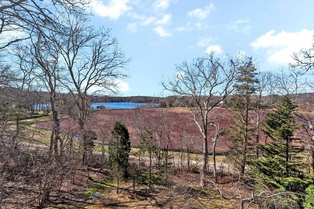18 Gray Rocks West Road, North Falmouth, MA 02556
