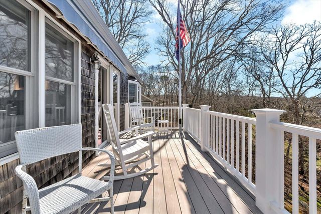 18 Gray Rocks West Road, North Falmouth, MA 02556