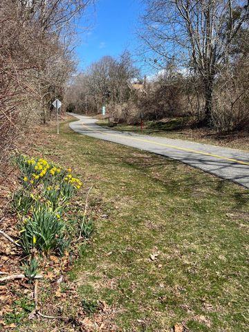 18 Gray Rocks West Road, North Falmouth, MA 02556