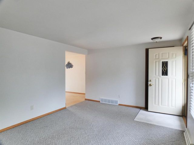 1844 JUNIPER DRIVE, Green Bay, WI 54302