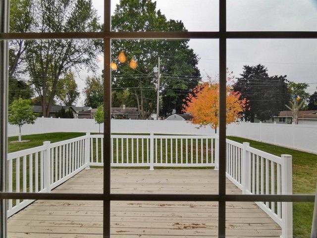 1844 JUNIPER DRIVE, Green Bay, WI 54302