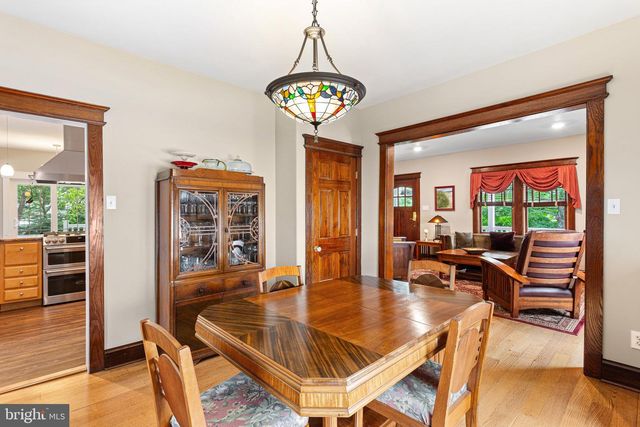 208 FIRST AVE, Haddon Heights, NJ 08035