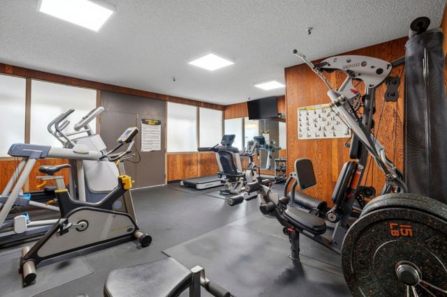 525 Almer Road 106, Burlingame, CA 94010