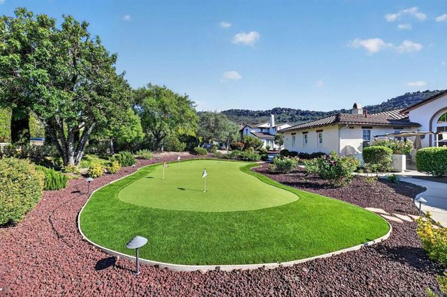 14713 Interlachen Ter, Valley Center, CA 92082