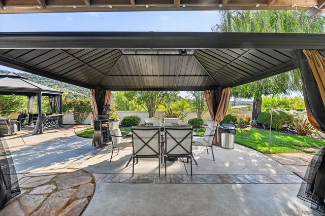 14713 Interlachen Ter, Valley Center, CA 92082