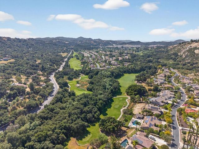 14713 Interlachen Ter, Valley Center, CA 92082