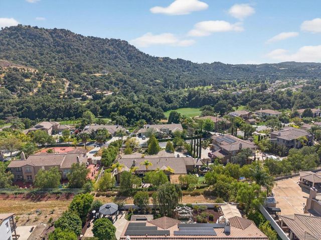 14713 Interlachen Ter, Valley Center, CA 92082