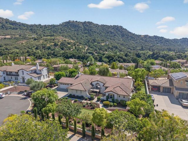 14713 Interlachen Ter, Valley Center, CA 92082