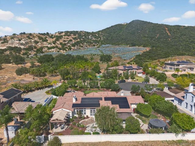 14713 Interlachen Ter, Valley Center, CA 92082