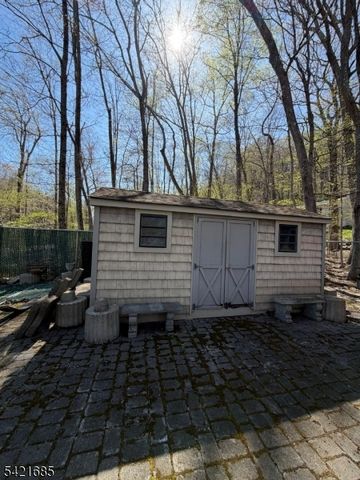 90 Emmans Rd, Roxbury Twp., NJ 07852