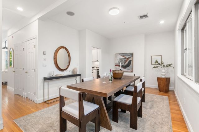 85 Dartmouth St PH, Boston, MA 02116