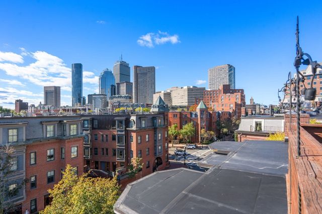 85 Dartmouth St PH, Boston, MA 02116