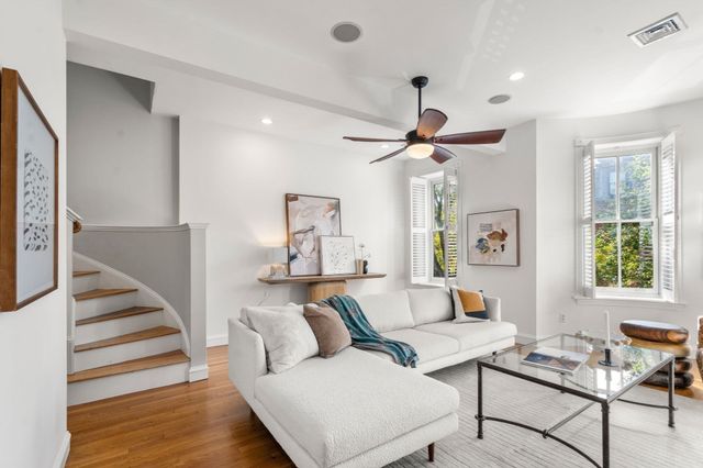 85 Dartmouth St PH, Boston, MA 02116