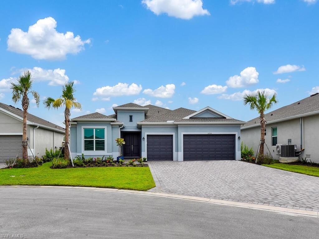 18900 Shimmer Dawn CT, North Fort Myers, FL 33917