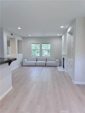 15231 Calverton, Tustin, CA 92782
