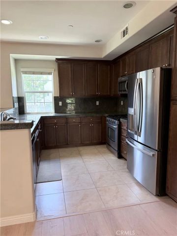 15231 Calverton, Tustin, CA 92782