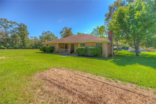 438 Bird Road, Livingston, TX 77351