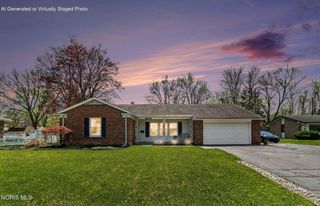 3825 Heatherbrook Drive, Toledo, OH 43614