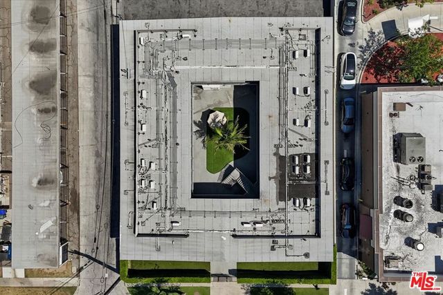 9910 S Village Drive, Inglewood, CA 90305