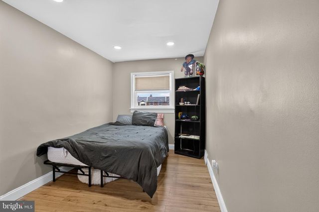 1118 TRIBBETT AVE, Sharon Hill, PA 19079