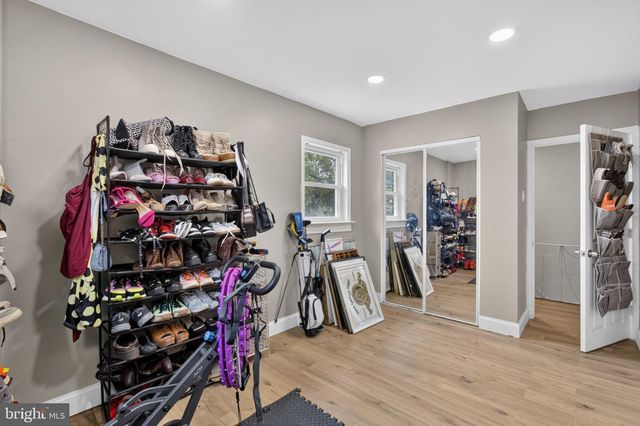 1118 TRIBBETT AVE, Sharon Hill, PA 19079