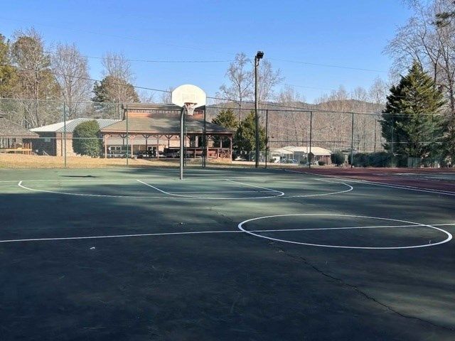 1884 Finale Street, Talking Rock, GA 30175