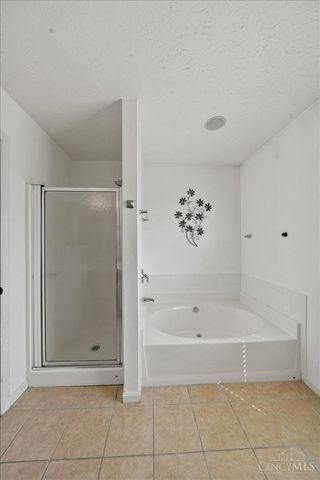 7985 Misty Shore Drive, West Chester, OH 45069