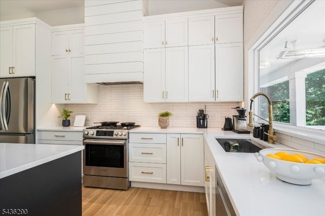244 Highland Ave, Montclair Twp., NJ 07043