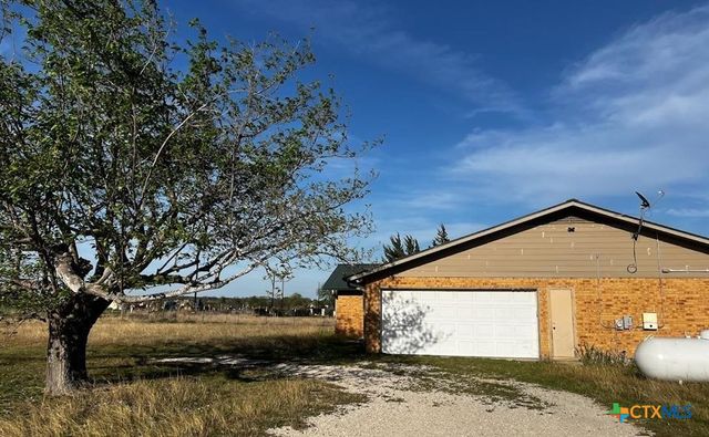 126 County Road 153, Georgetown, TX 78626