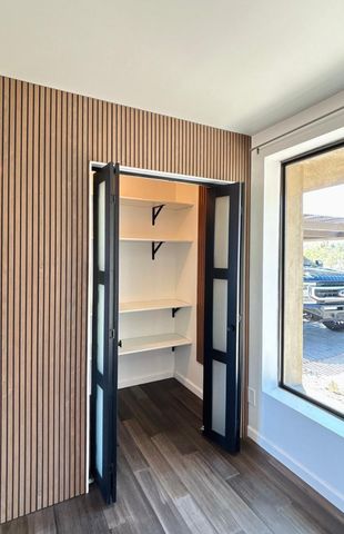 1750 W Pearce Road, Phoenix, AZ 85041
