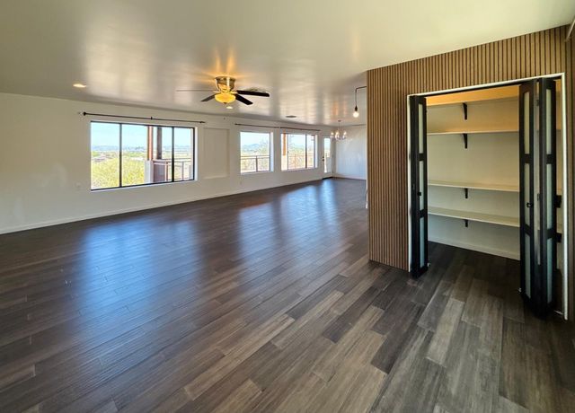 1750 W Pearce Road, Phoenix, AZ 85041