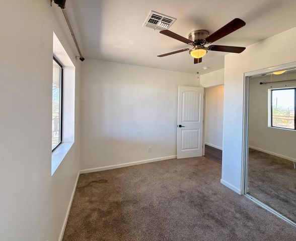 1750 W Pearce Road, Phoenix, AZ 85041