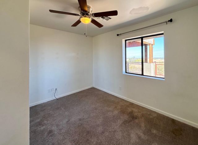1750 W Pearce Road, Phoenix, AZ 85041