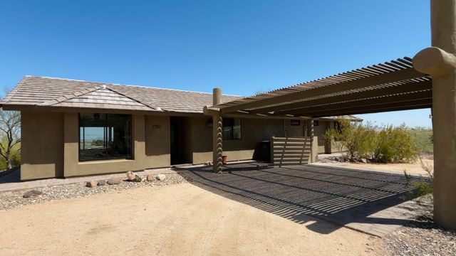 1750 W Pearce Road, Phoenix, AZ 85041