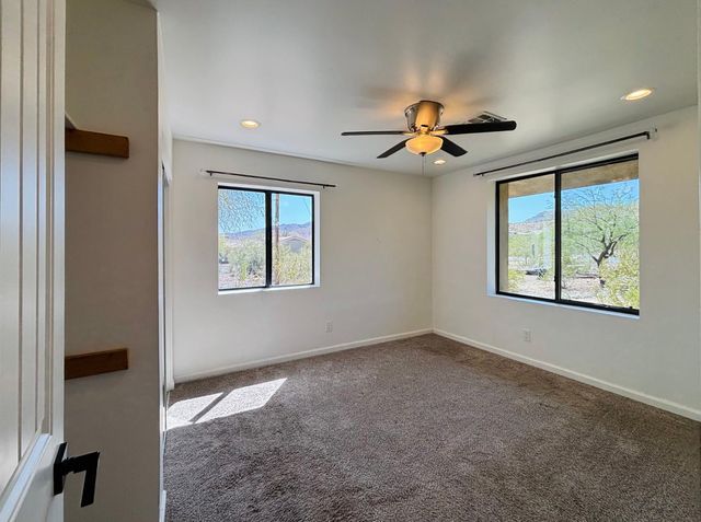 1750 W Pearce Road, Phoenix, AZ 85041