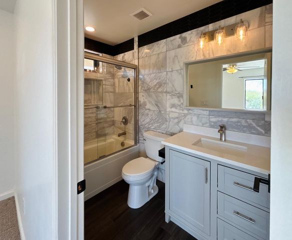 1750 W Pearce Road, Phoenix, AZ 85041