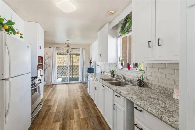 1104 Bigger St, Barstow, CA 92311