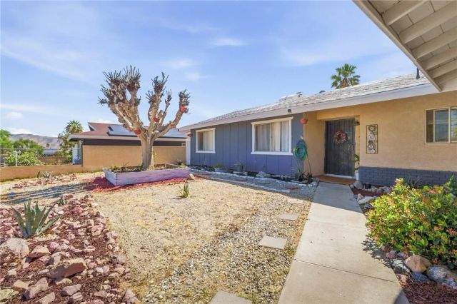 1104 Bigger St, Barstow, CA 92311